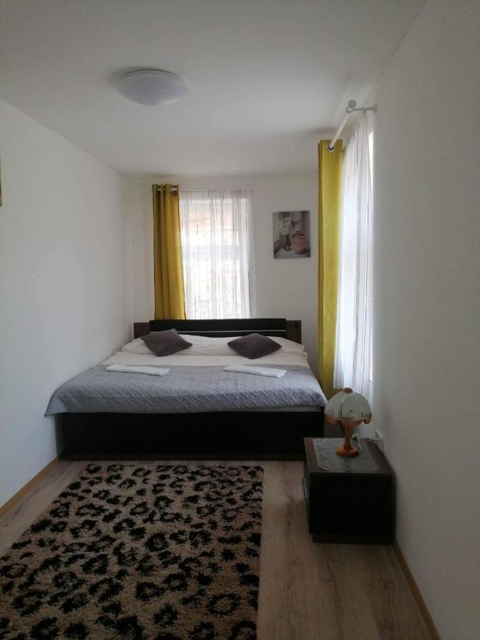 Horvath Apartman Daire Kestel Dış mekan fotoğraf