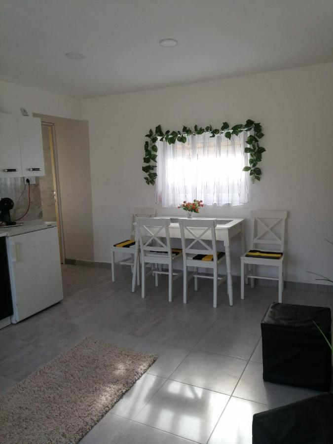 Horvath Apartman Daire Kestel Dış mekan fotoğraf