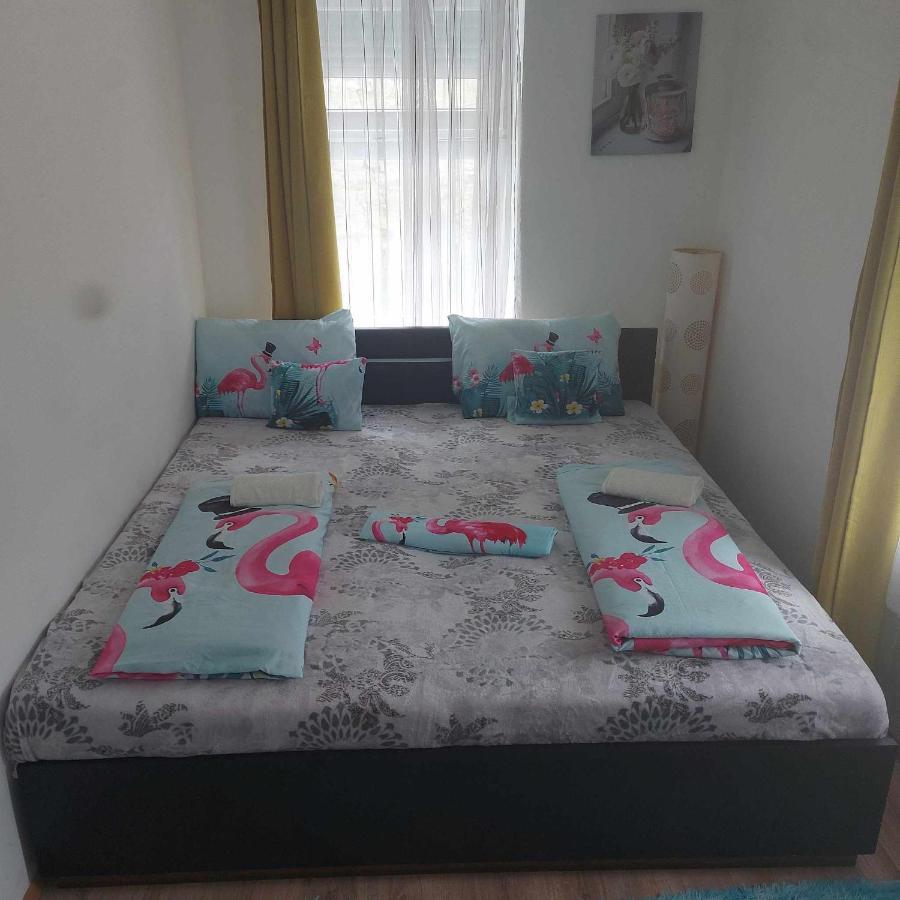 Horvath Apartman Daire Kestel Dış mekan fotoğraf